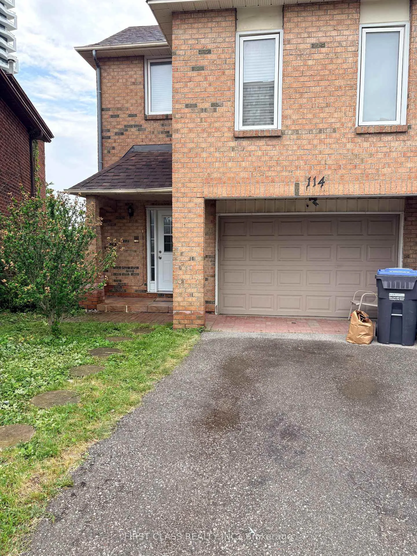 Photo 1 of Unit Basement, 114 Sheldrake Court, Brampton, Brampton South — HOMEH