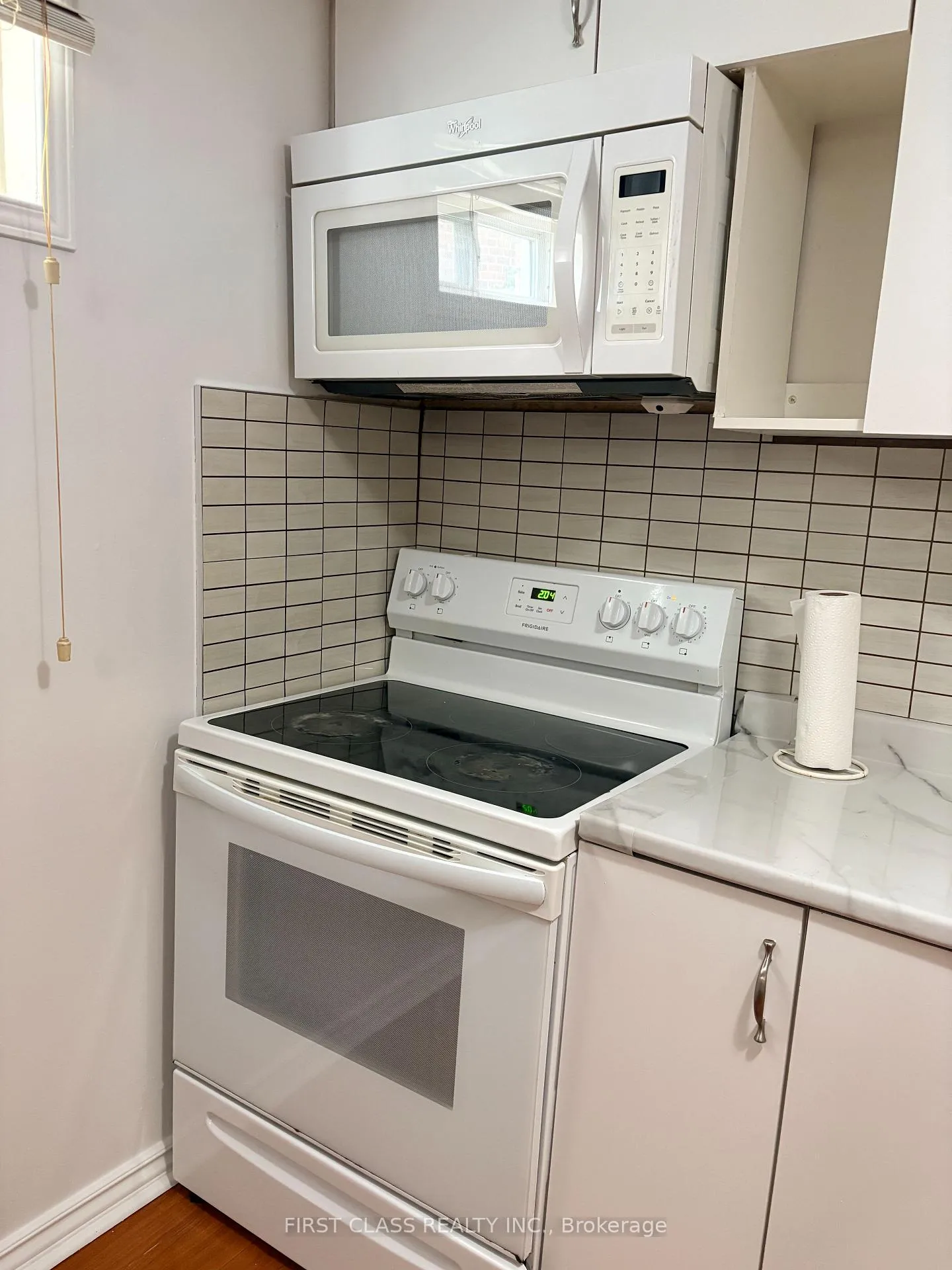 Photo 11 of Unit Basement, 114 Sheldrake Court, Brampton, Brampton South — HOMEH