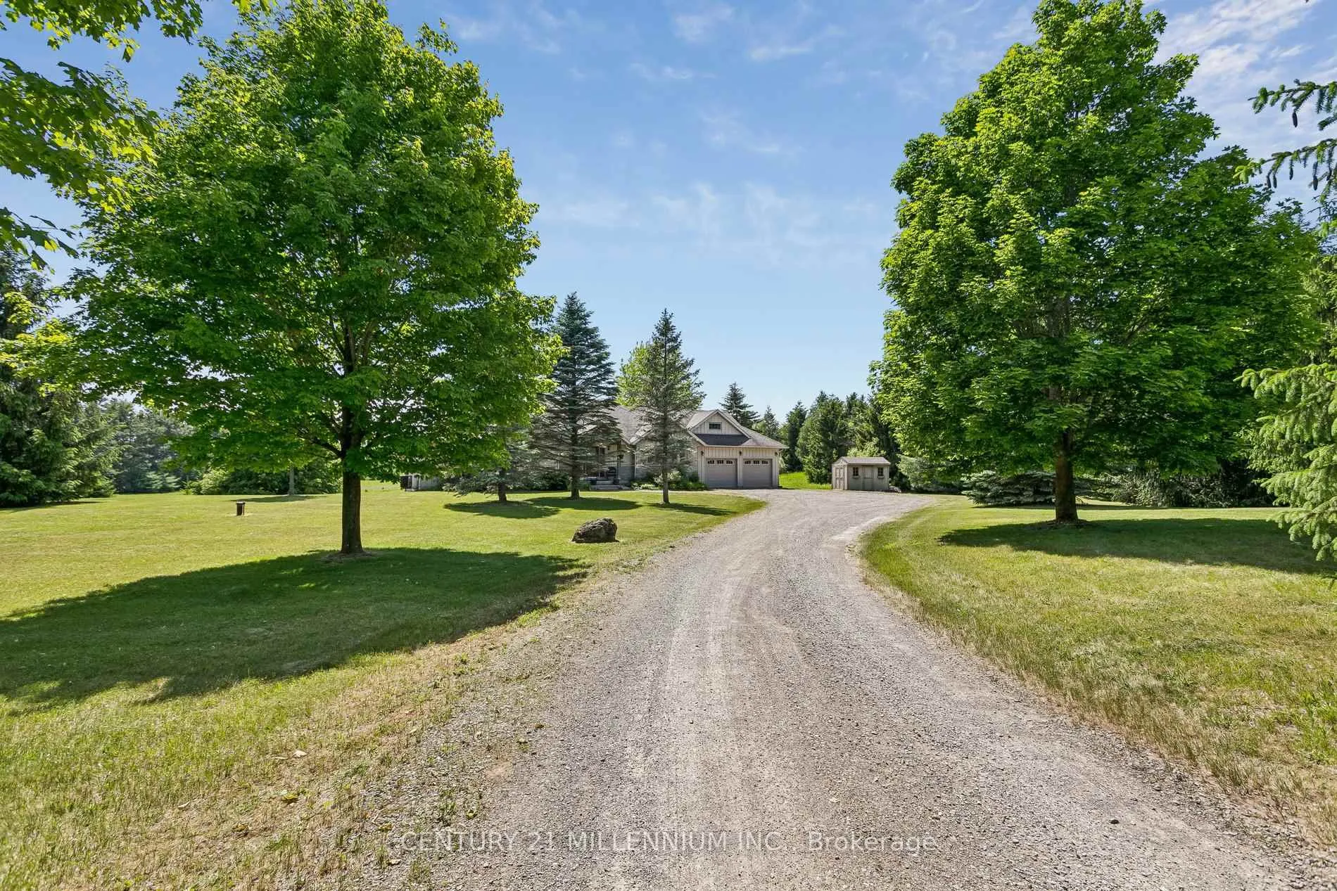 Photo 2 of 993236 Mono-Adjala Townline, Mono, Rural Mono — HOMEH
