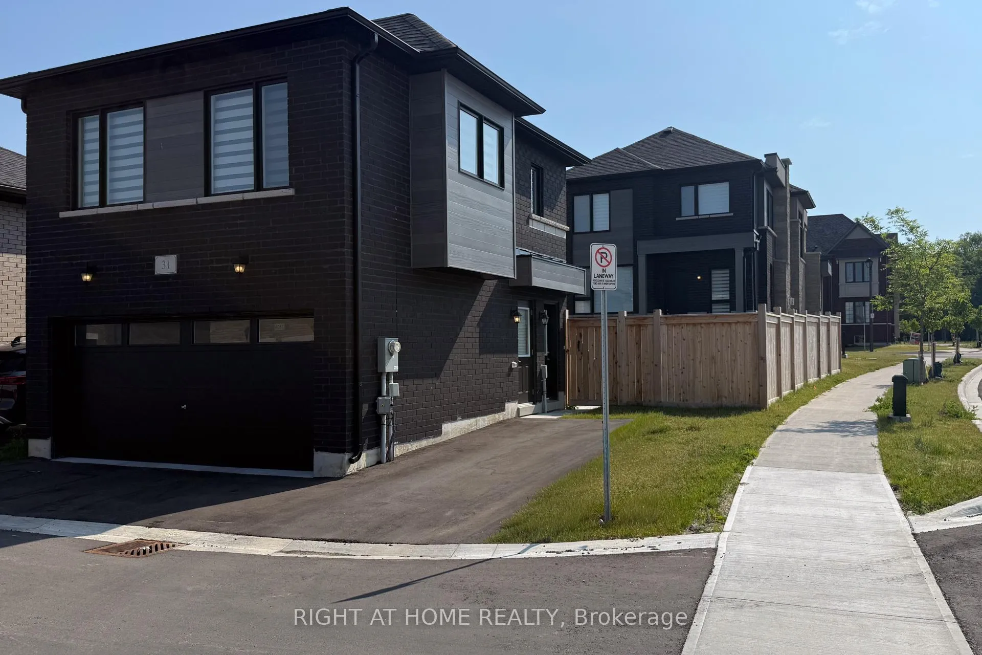 Photo 1 of Unit Coach, 31 John Rolph Street, Markham, Cornell — HOMEH