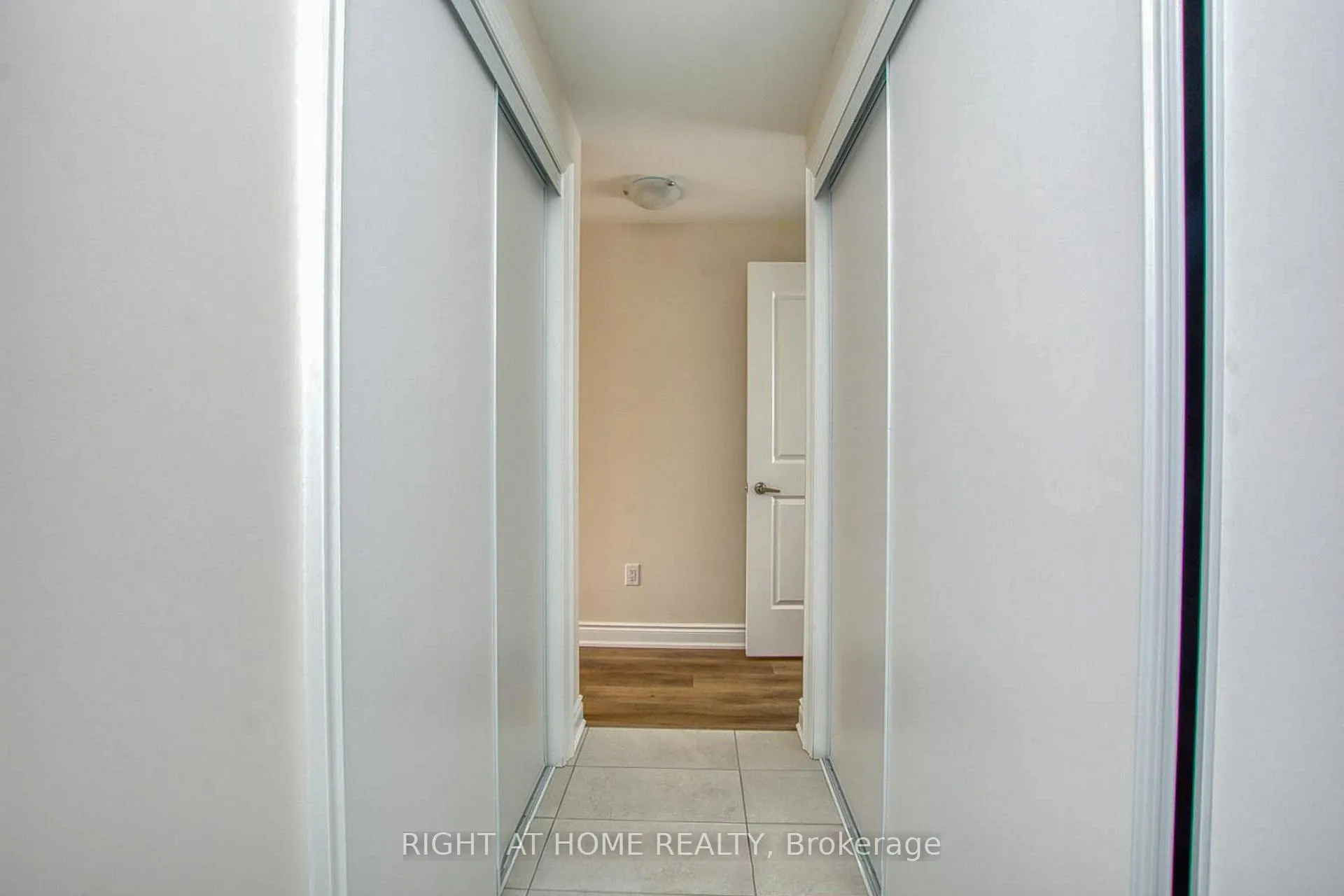 Photo 9 of Unit Coach, 31 John Rolph Street, Markham, Cornell — HOMEH