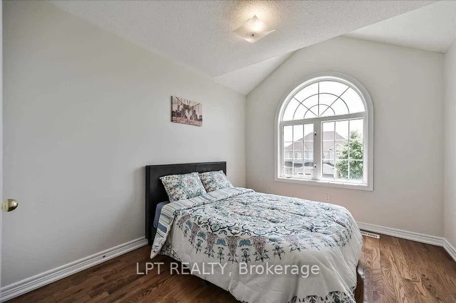 Photo 1 of 46 Ozner Crescent, Vaughan, Vellore Village — HOMEH