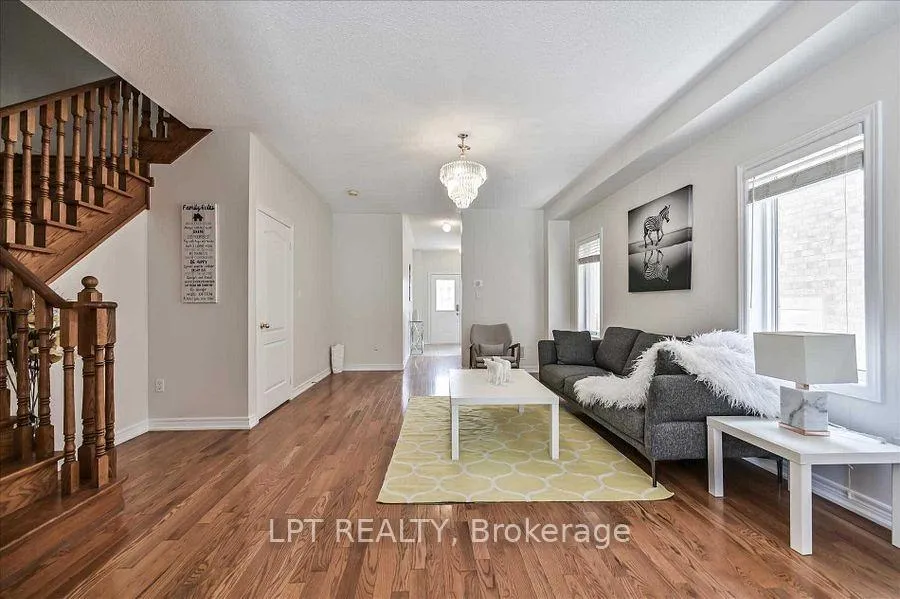 Photo 11 of 46 Ozner Crescent, Vaughan, Vellore Village — HOMEH