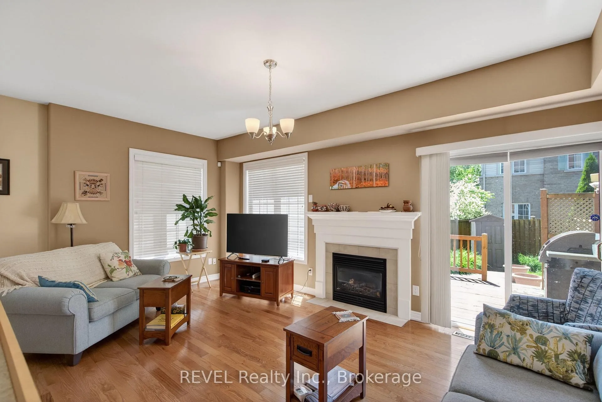 Photo 16 of 67 Chloe Street, St. Catharines, E. Chester — HOMEH