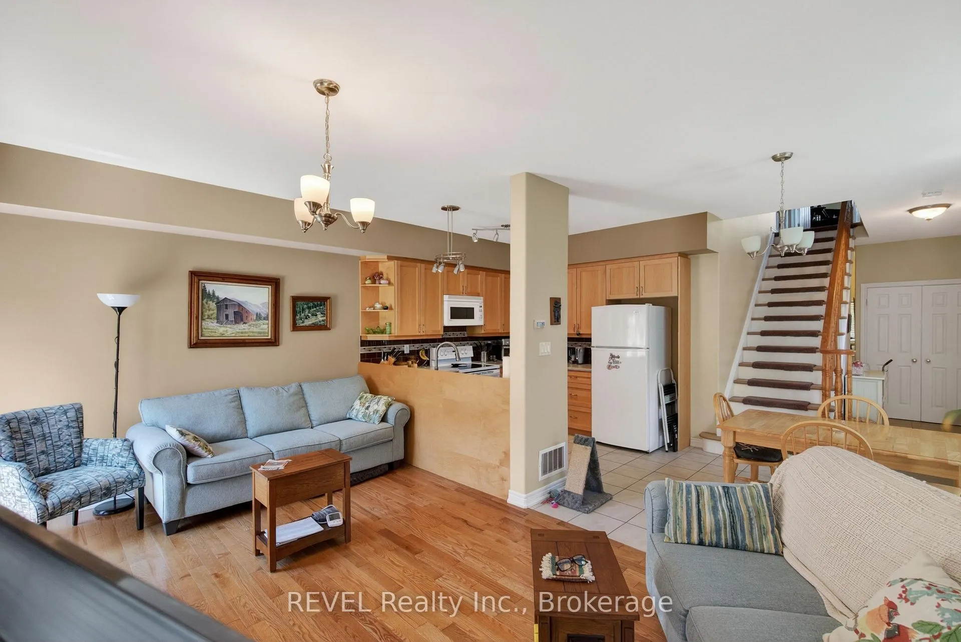 Photo 17 of 67 Chloe Street, St. Catharines, E. Chester — HOMEH