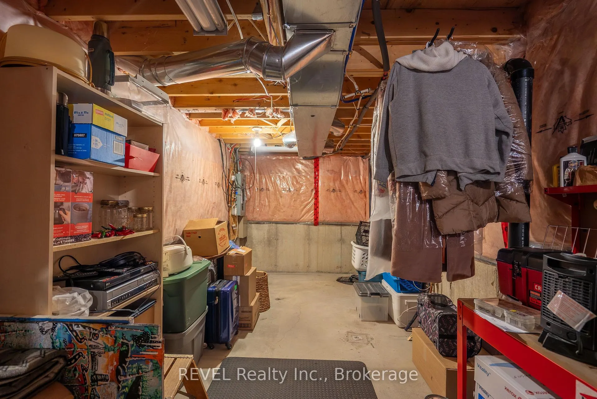 Photo 34 of 67 Chloe Street, St. Catharines, E. Chester — HOMEH