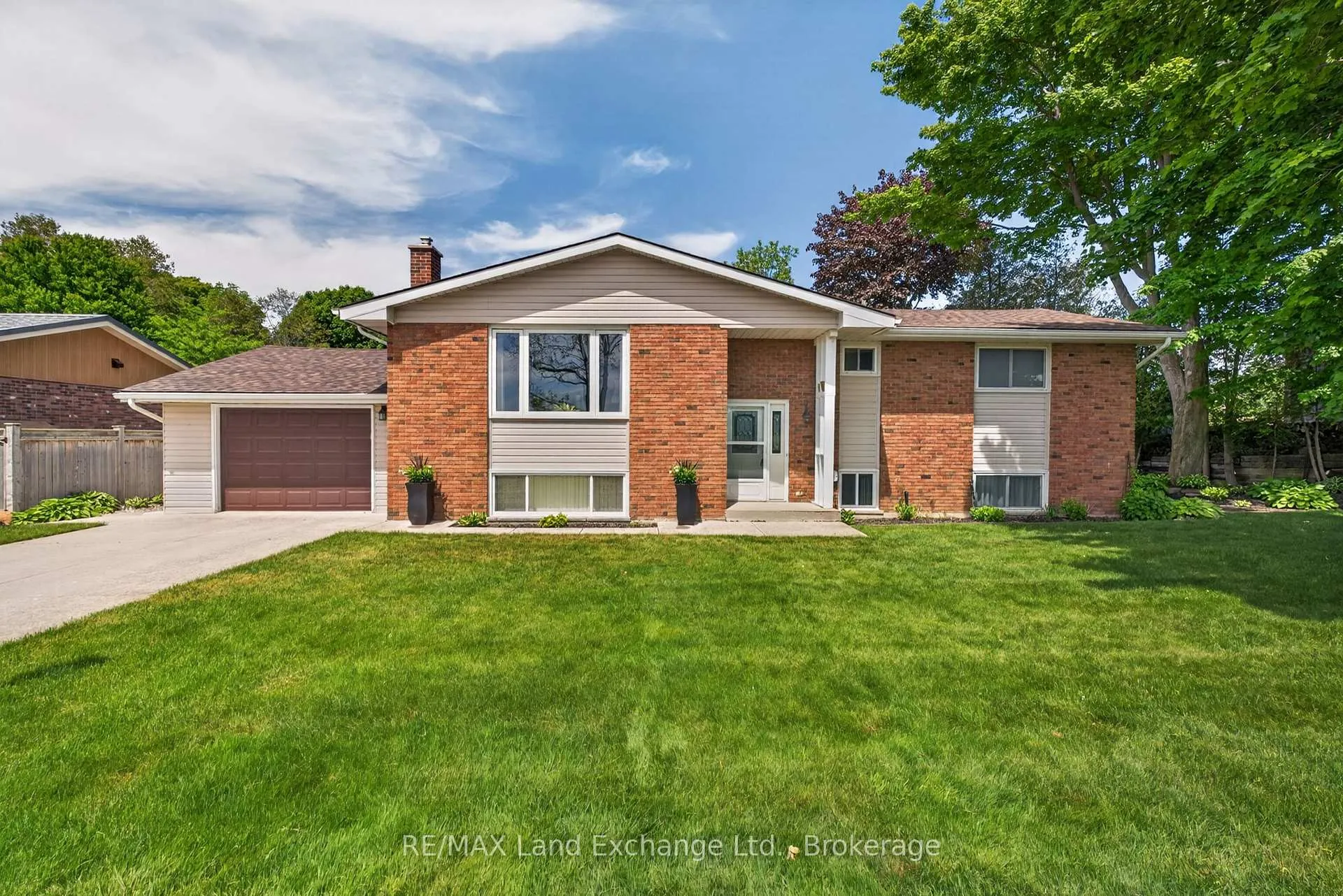 Photo 1 of 30 Golf Links Road, Kincardine — HOMEH
