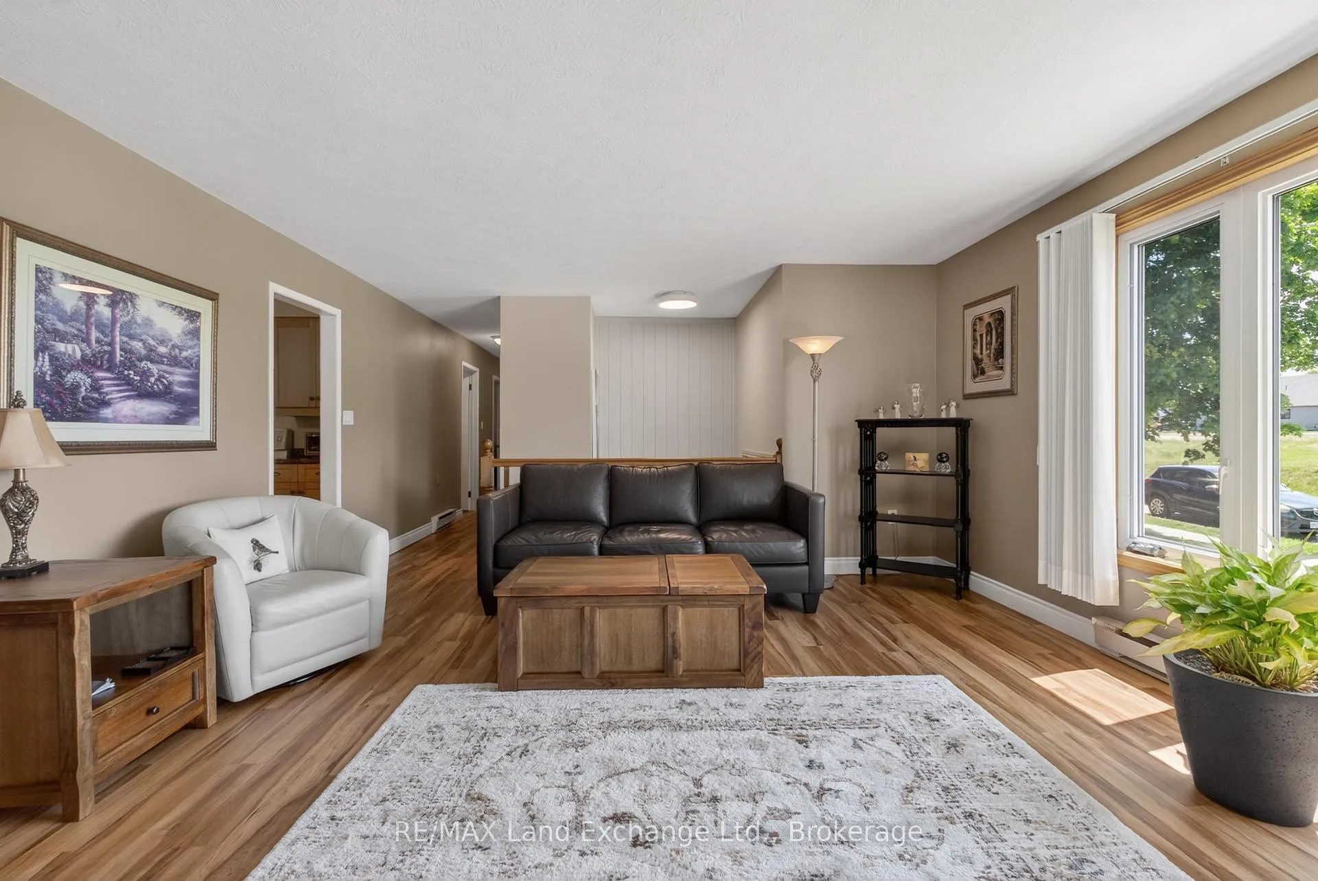 Photo 7 of 30 Golf Links Road, Kincardine — HOMEH