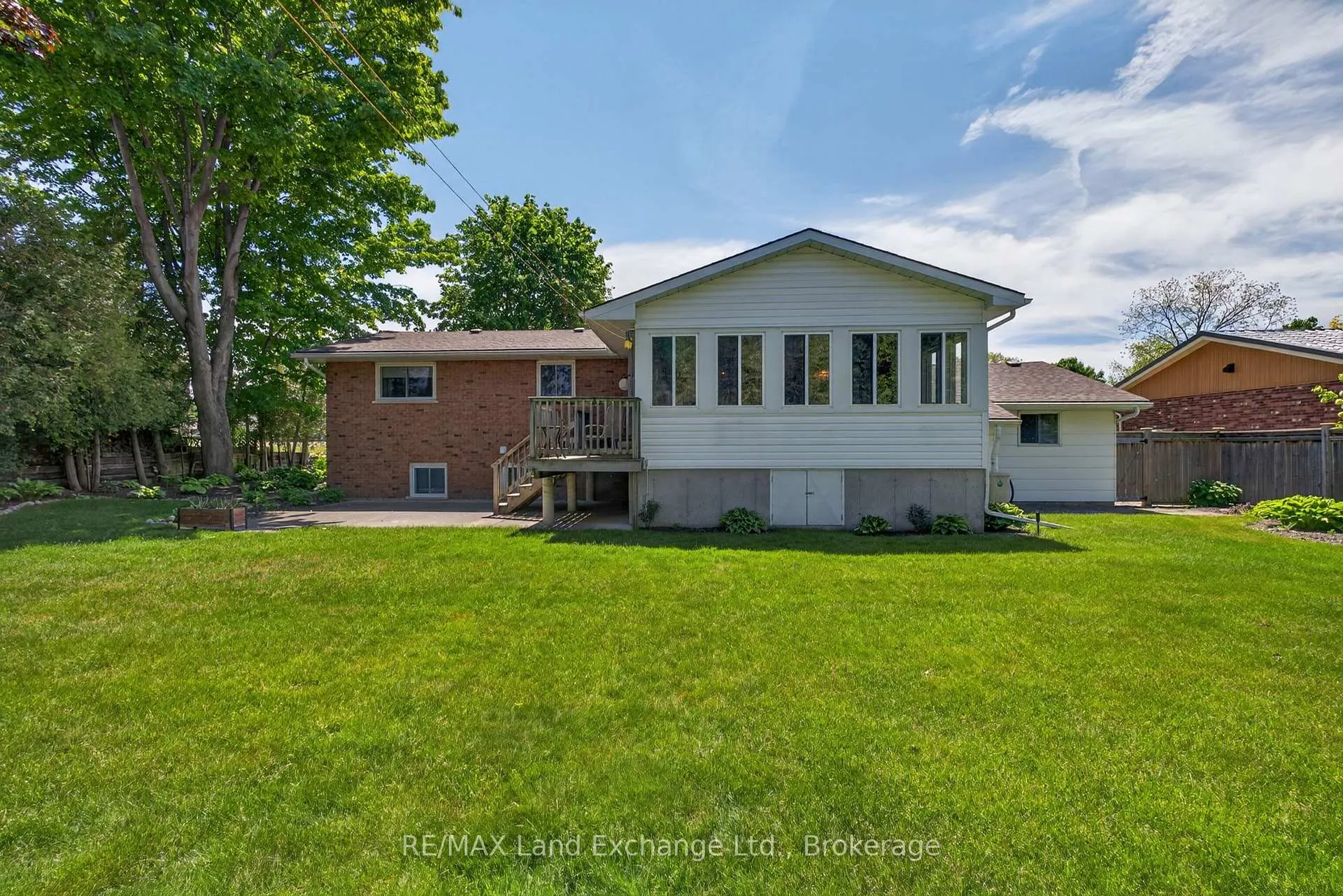 Photo 13 of 30 Golf Links Road, Kincardine — HOMEH