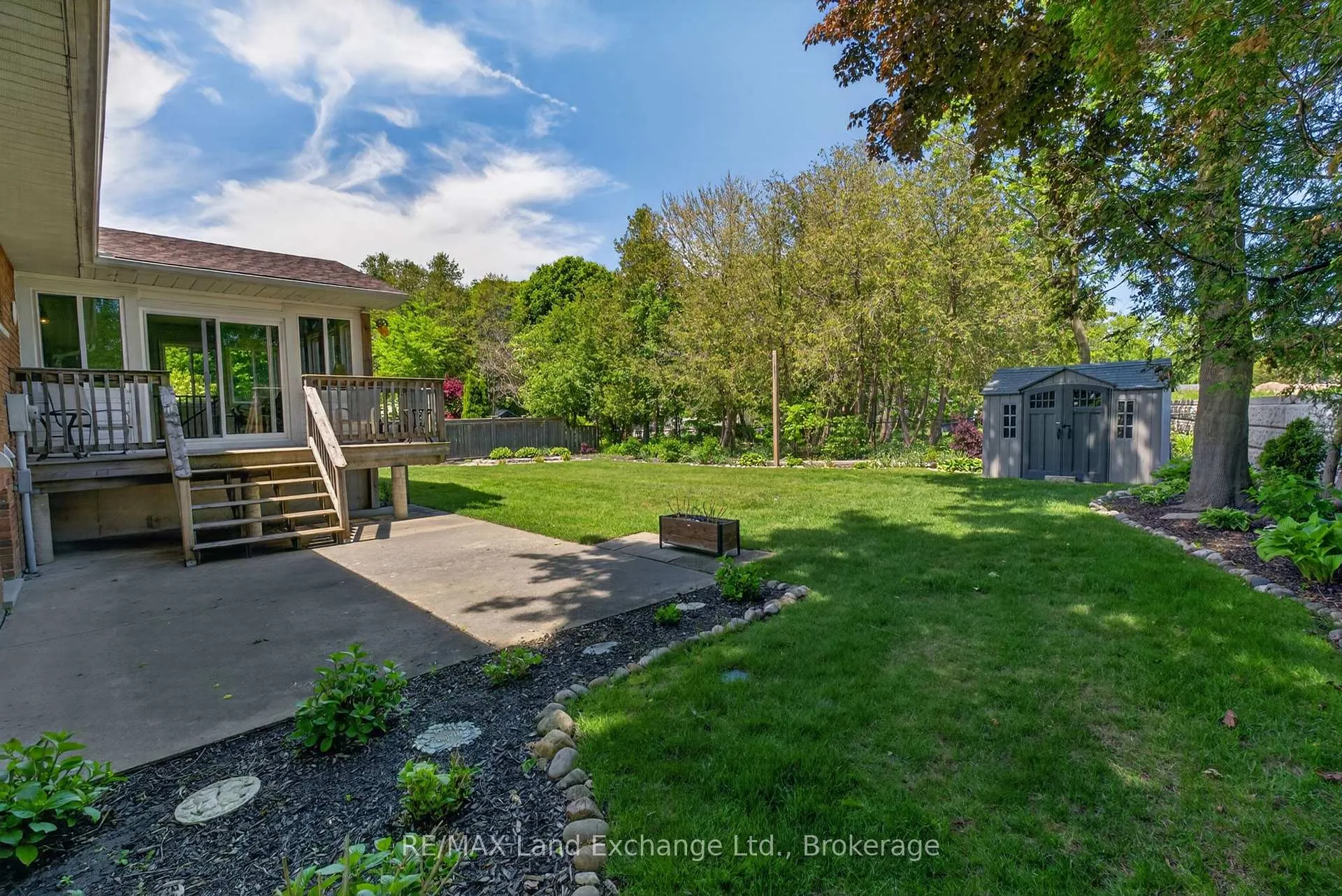 Photo 18 of 30 Golf Links Road, Kincardine — HOMEH