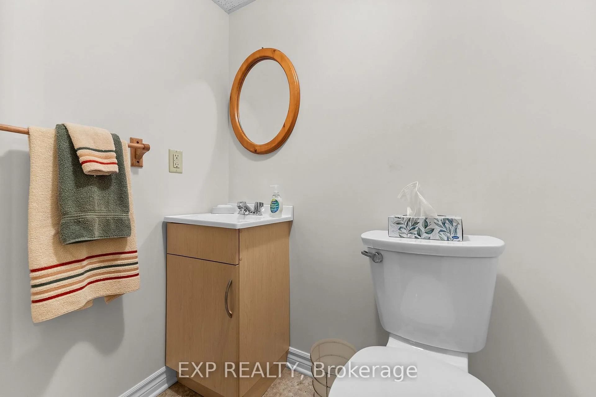 Photo 17 of 96 Simpson Avenue, Renfrew — HOMEH