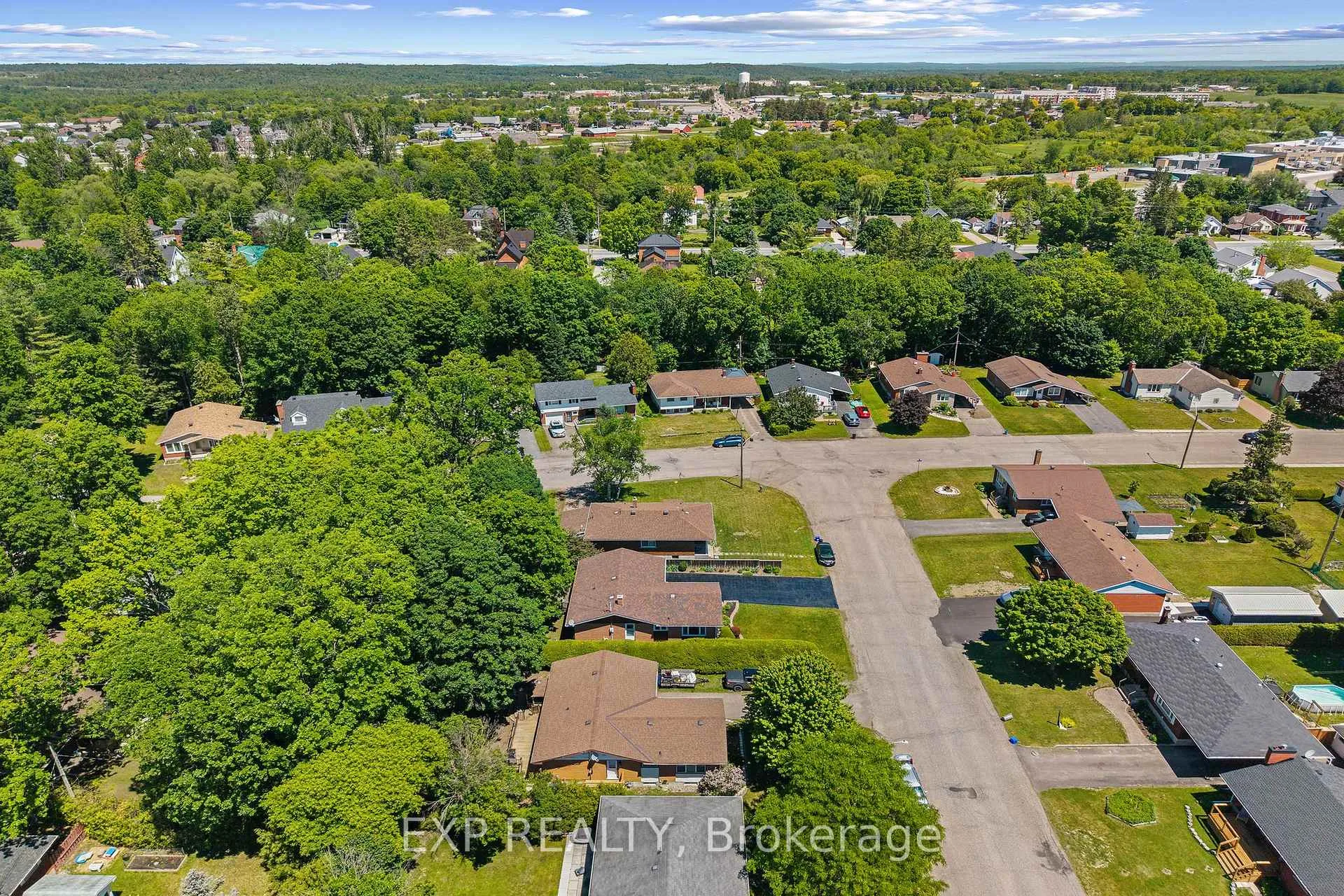 Photo 26 of 96 Simpson Avenue, Renfrew — HOMEH