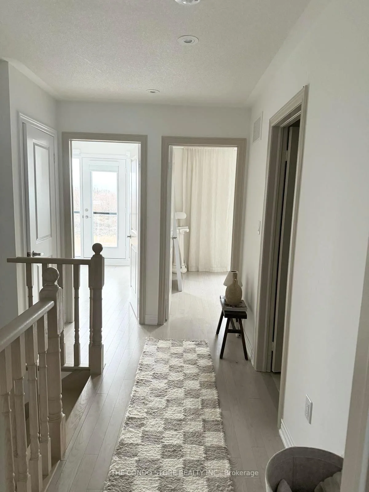 Photo 5 of 40 Dockside Way, Whitby, Port Whitby — HOMEH
