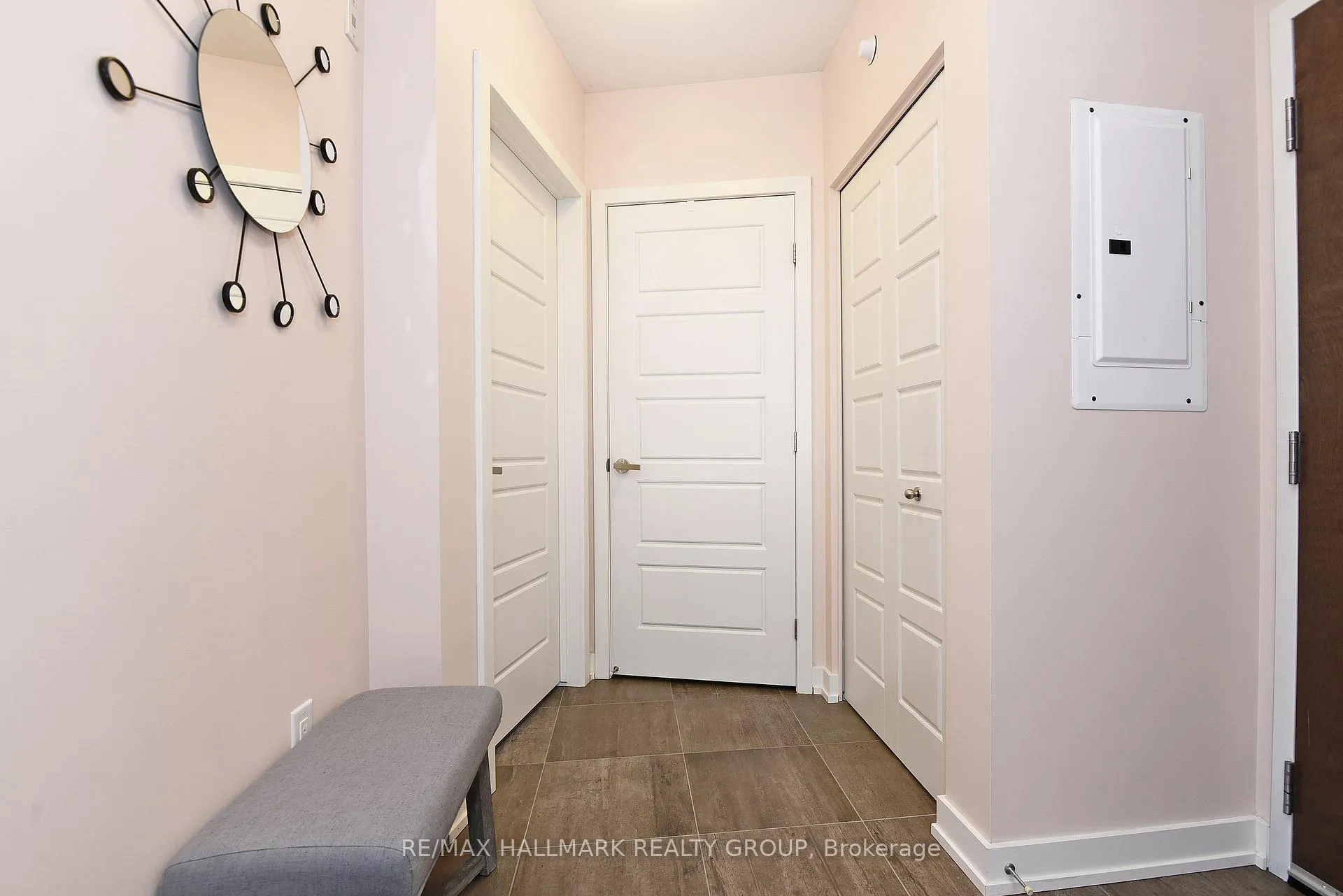 Photo 2 of Unit 311, 316 Bruyere Street, Ottawa, Lower Town — HOMEH