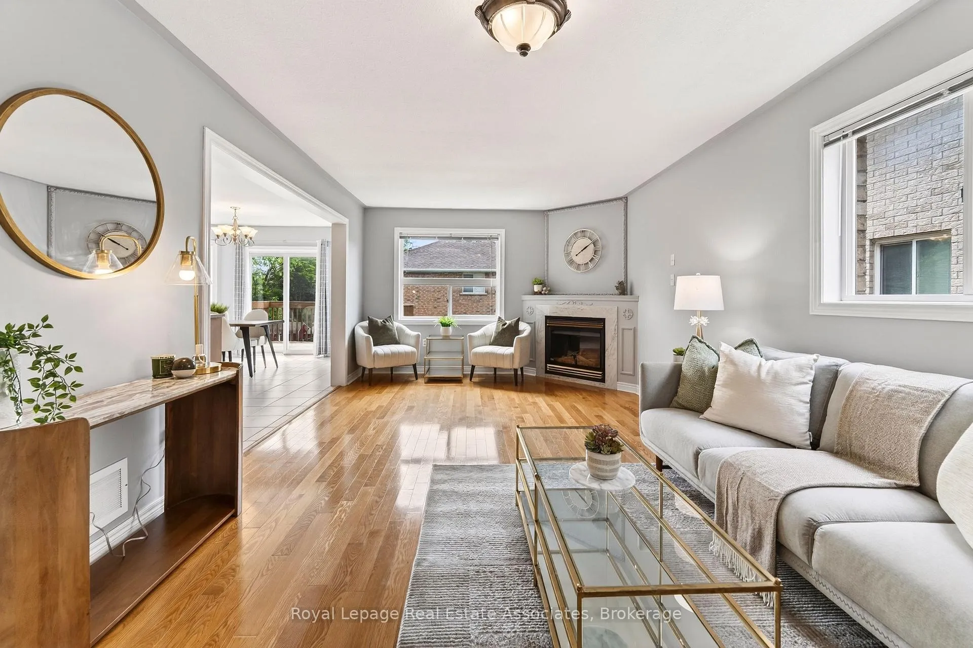Photo 6 of 34 Bloom Crescent, Barrie, Ardagh — HOMEH