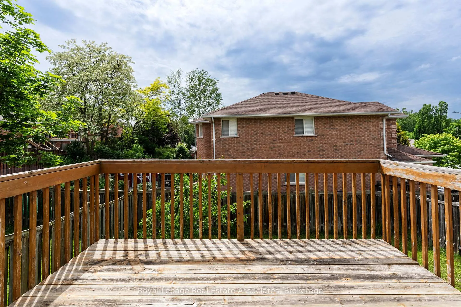 Photo 35 of 34 Bloom Crescent, Barrie, Ardagh — HOMEH