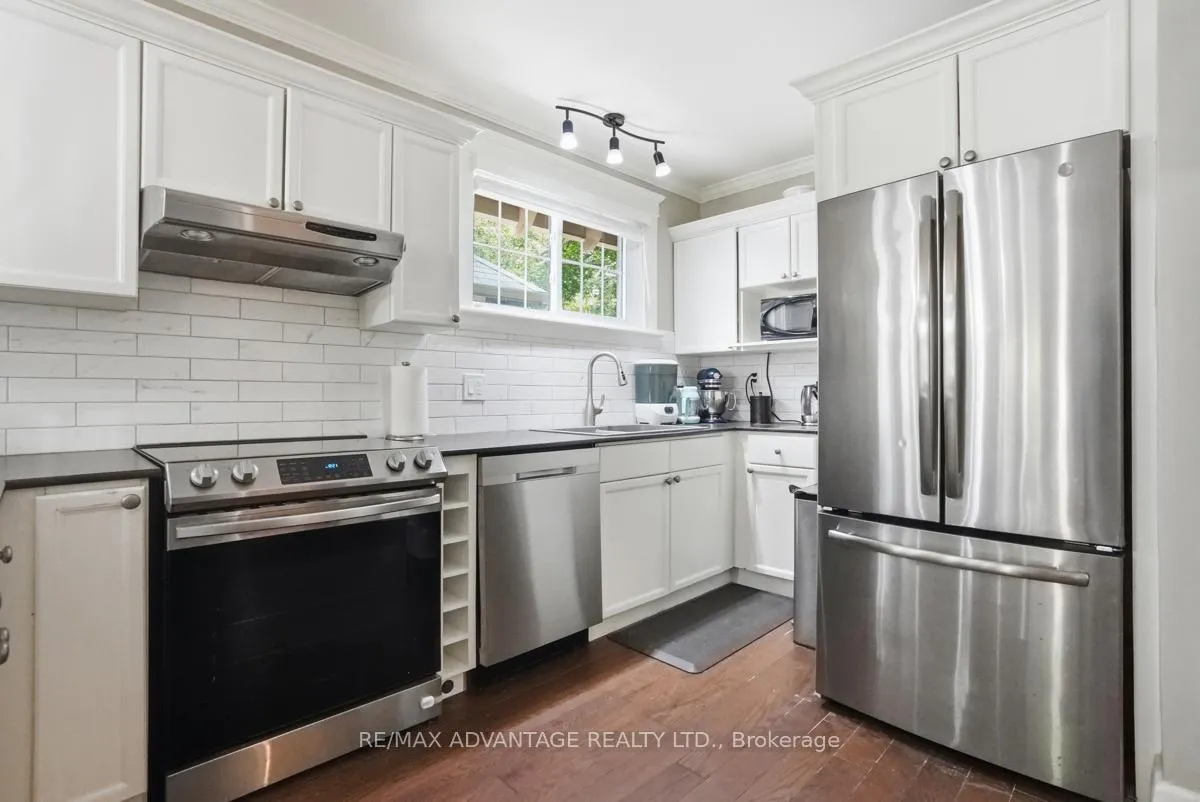 Photo 14 of 313 Cromwell Street, London, East B — HOMEH