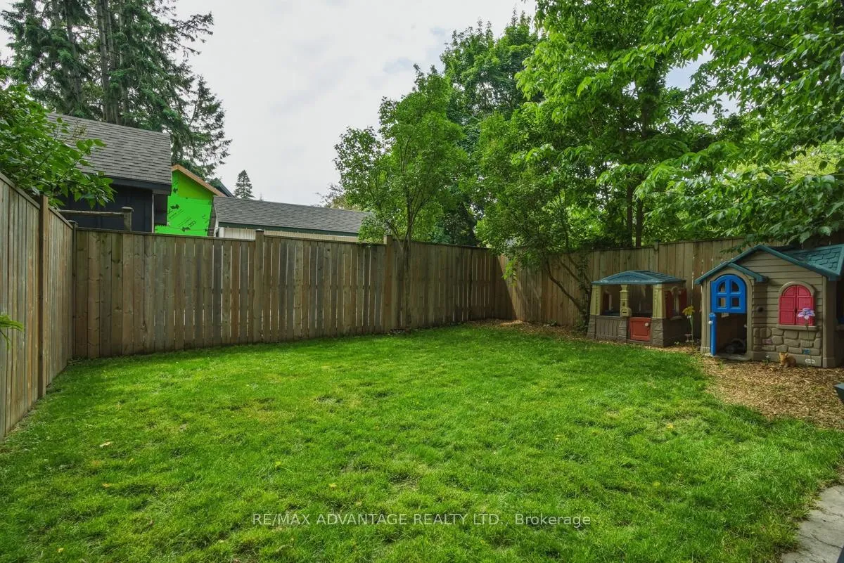 Photo 45 of 313 Cromwell Street, London, East B — HOMEH