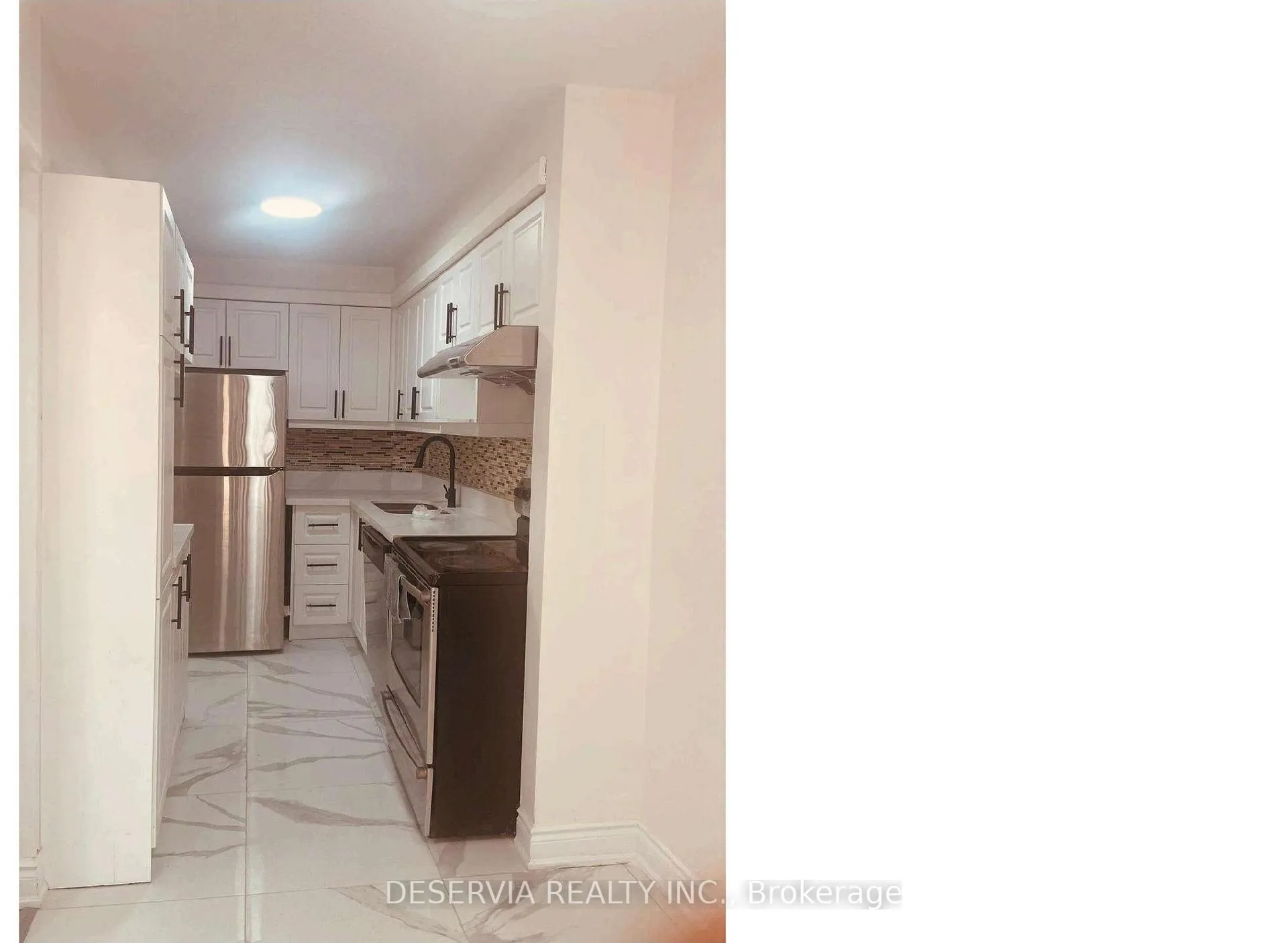 Photo 3 of 60 Cedarwood Crescent, Brampton, Fletcher's Meadow — HOMEH