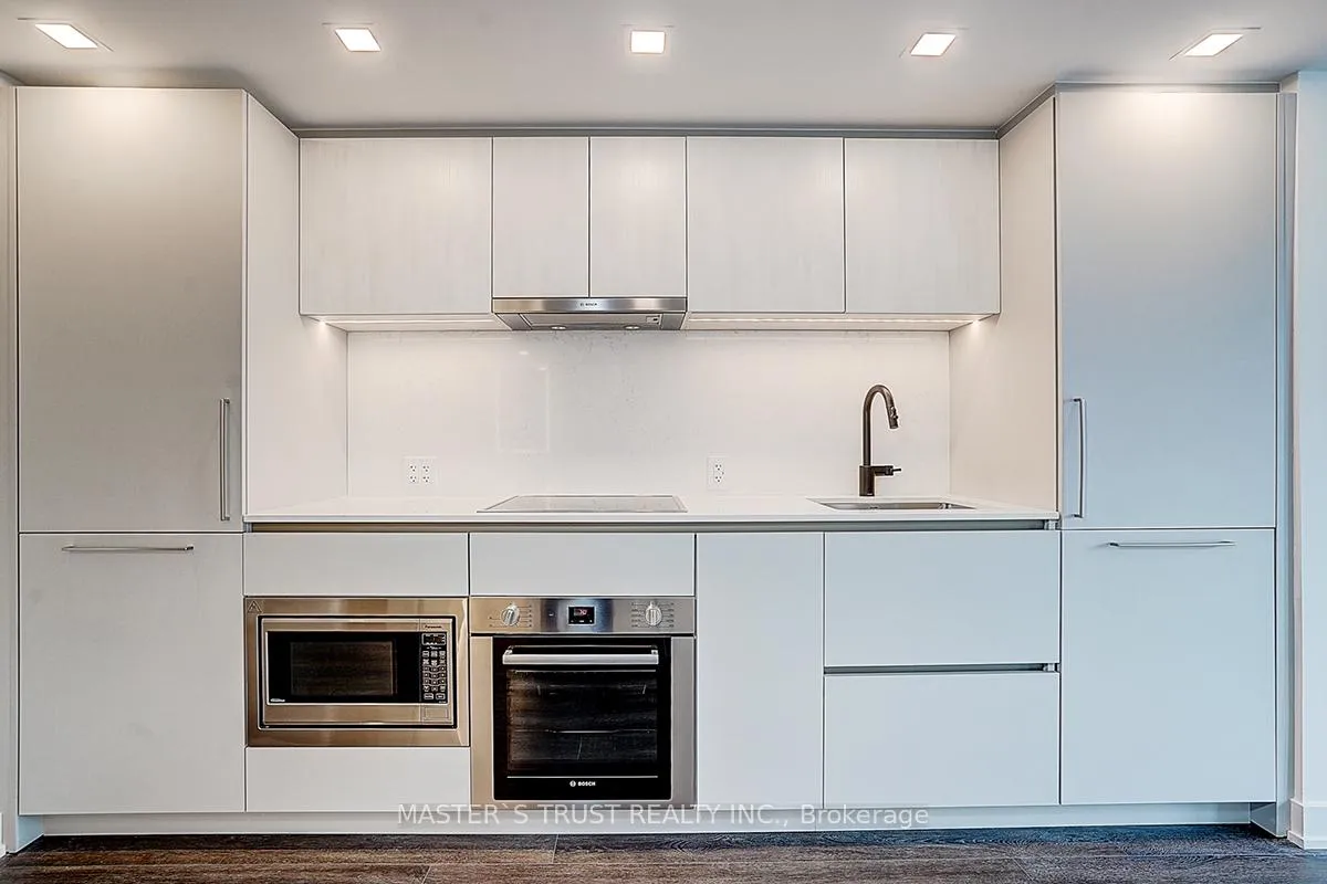 Photo 7 of Unit 305, 609 Sherbourne Street, Toronto, North St. James Town — HOMEH