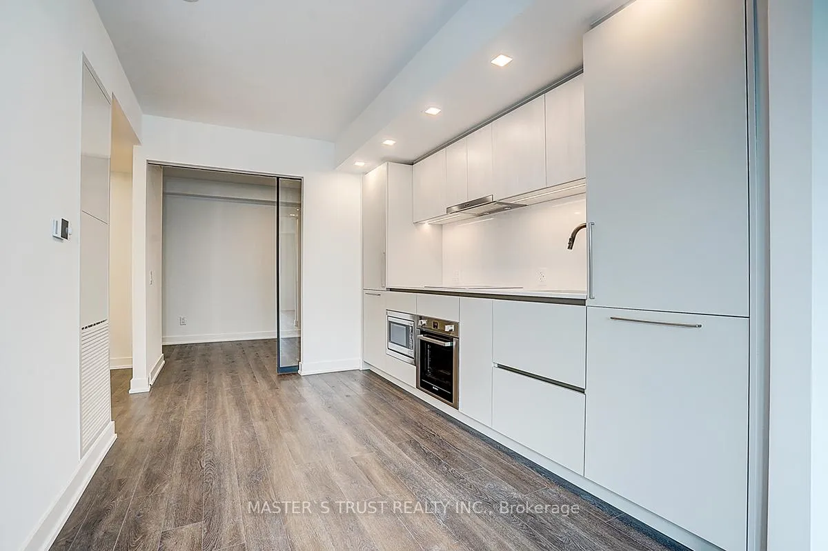 Photo 9 of Unit 305, 609 Sherbourne Street, Toronto, North St. James Town — HOMEH