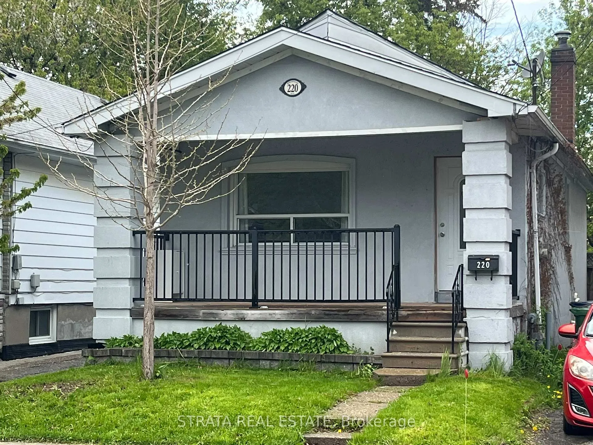 Photo 1 of 220 Holborne Avenue, Toronto, Woodbine-Lumsden — HOMEH
