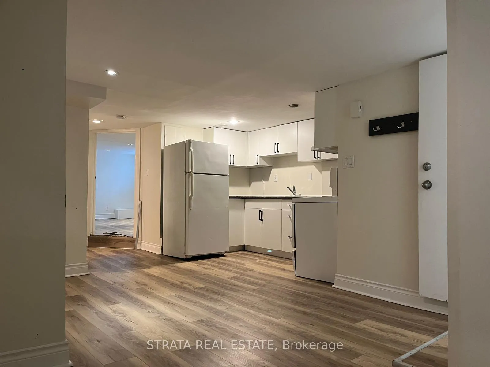 Photo 23 of 220 Holborne Avenue, Toronto, Woodbine-Lumsden — HOMEH