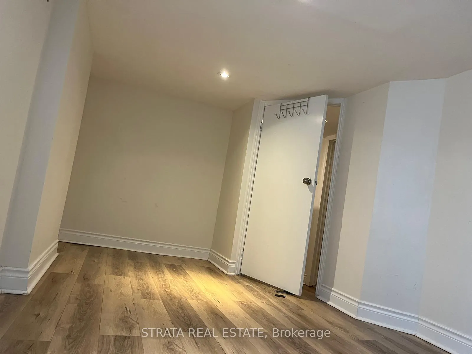 Photo 29 of 220 Holborne Avenue, Toronto, Woodbine-Lumsden — HOMEH