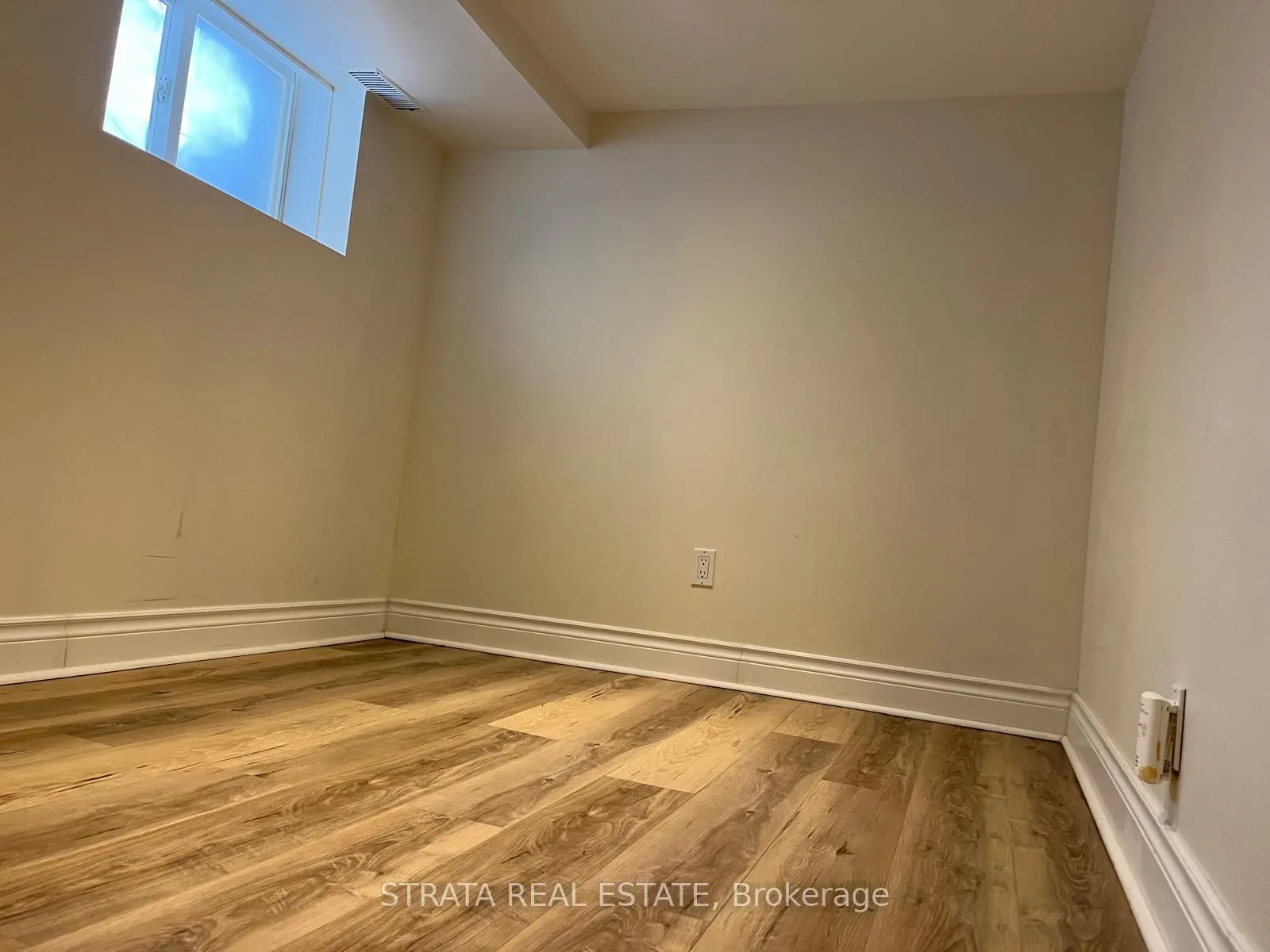 Photo 30 of 220 Holborne Avenue, Toronto, Woodbine-Lumsden — HOMEH