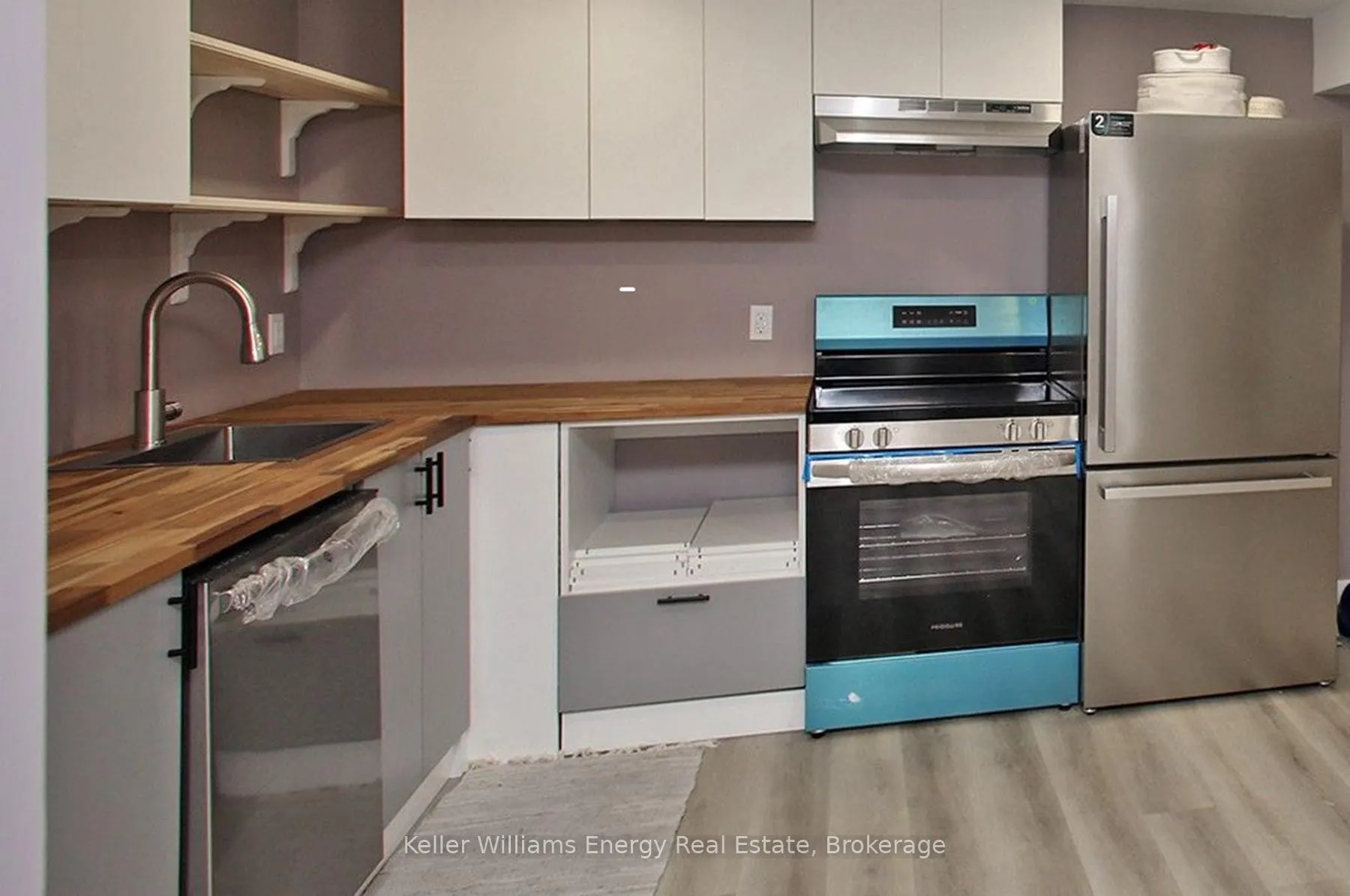 Photo 5 of Unit Lower, 213 Glen Hill Drive, Whitby, Blue Grass Meadows — HOMEH