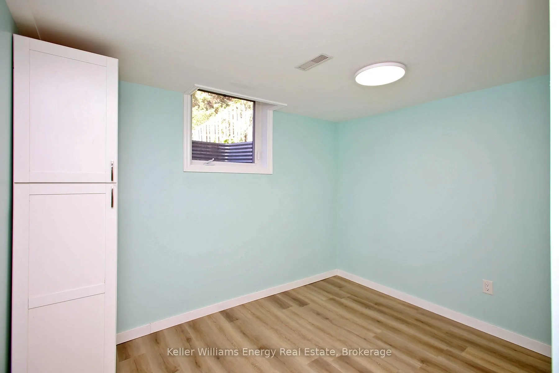 Photo 6 of Unit Lower, 213 Glen Hill Drive, Whitby, Blue Grass Meadows — HOMEH