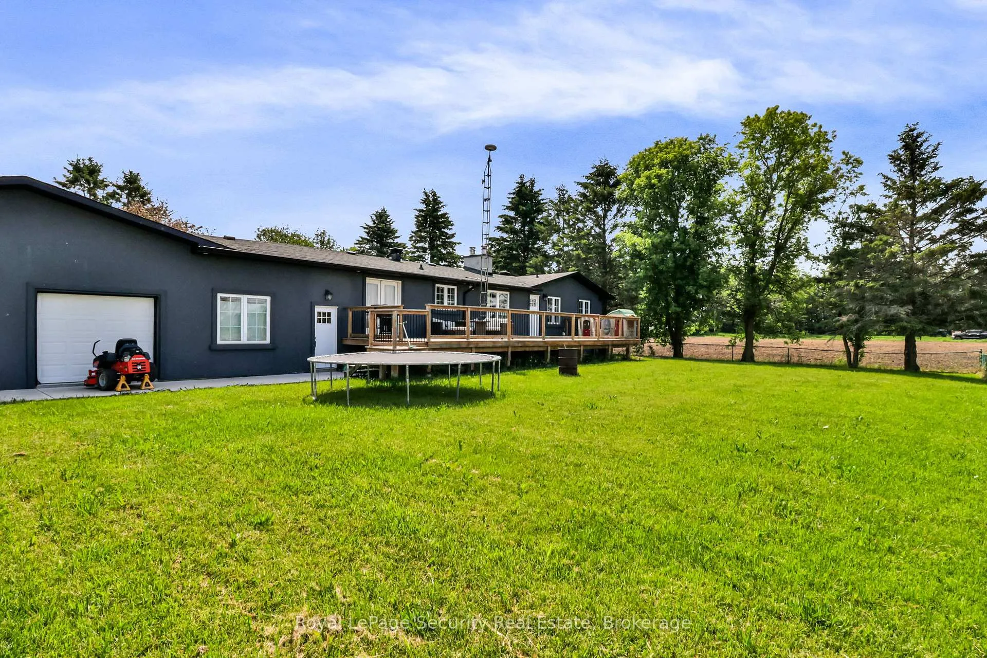 Photo 38 of 5976 10th Line, Essa, Rural Essa — HOMEH