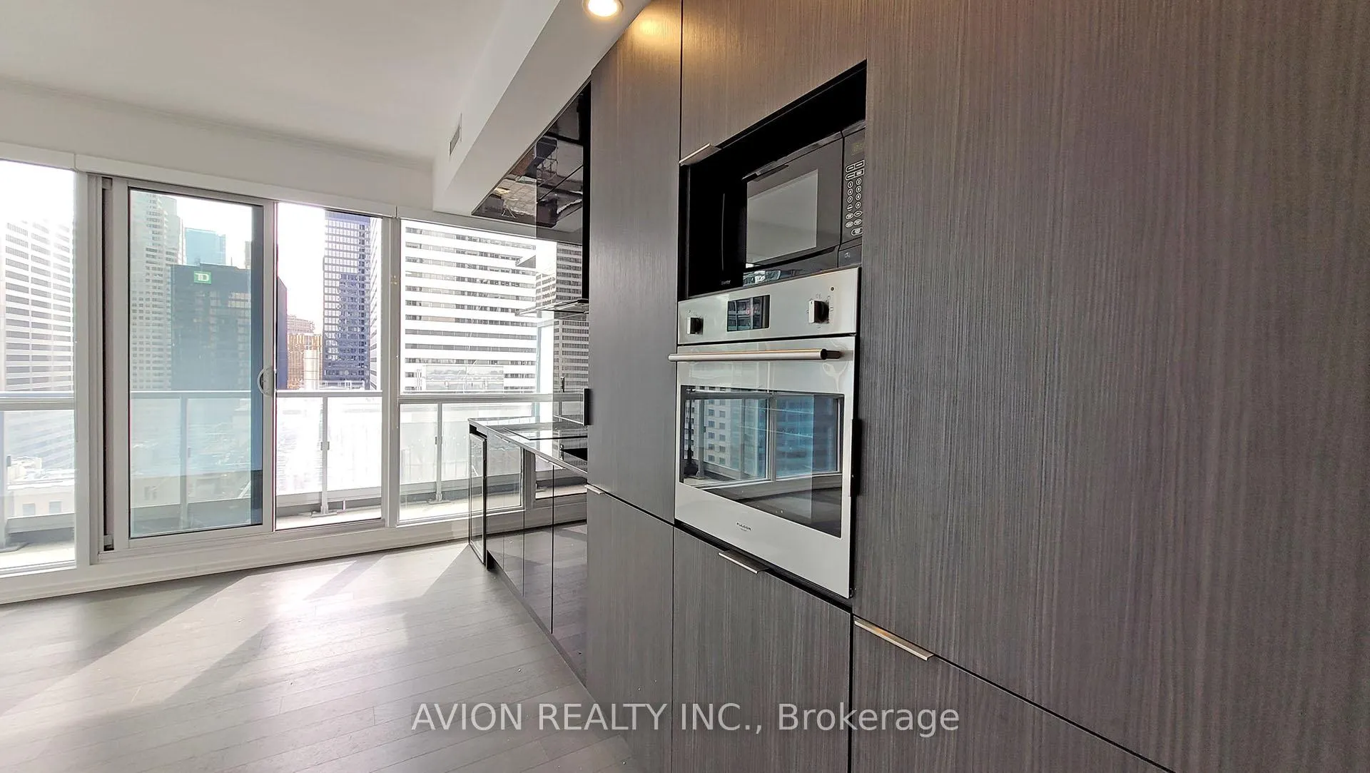 Photo 6 of Unit 3006, 70 Temperance Street, Toronto, Bay Street Corridor — HOMEH