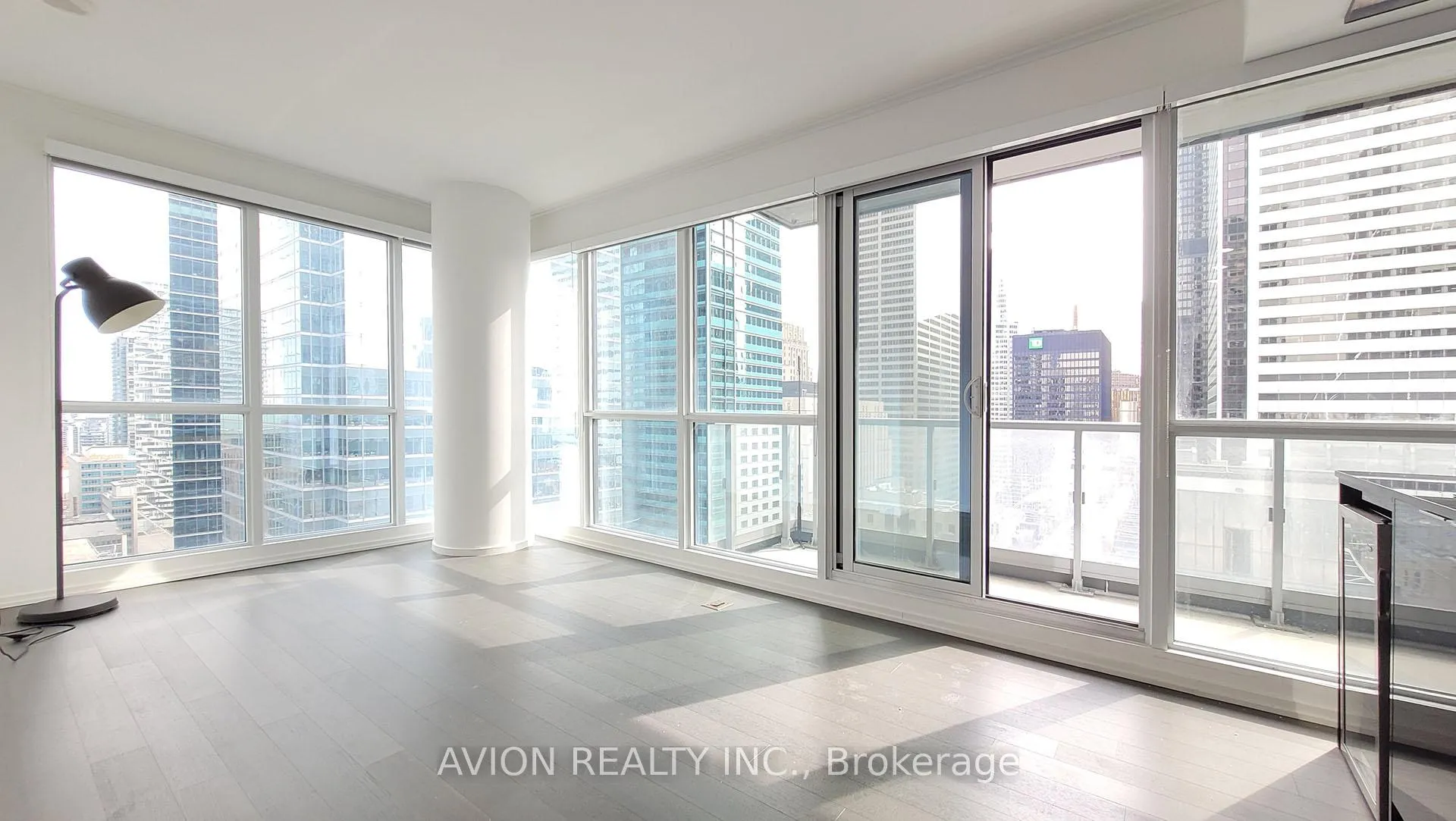 Photo 7 of Unit 3006, 70 Temperance Street, Toronto, Bay Street Corridor — HOMEH
