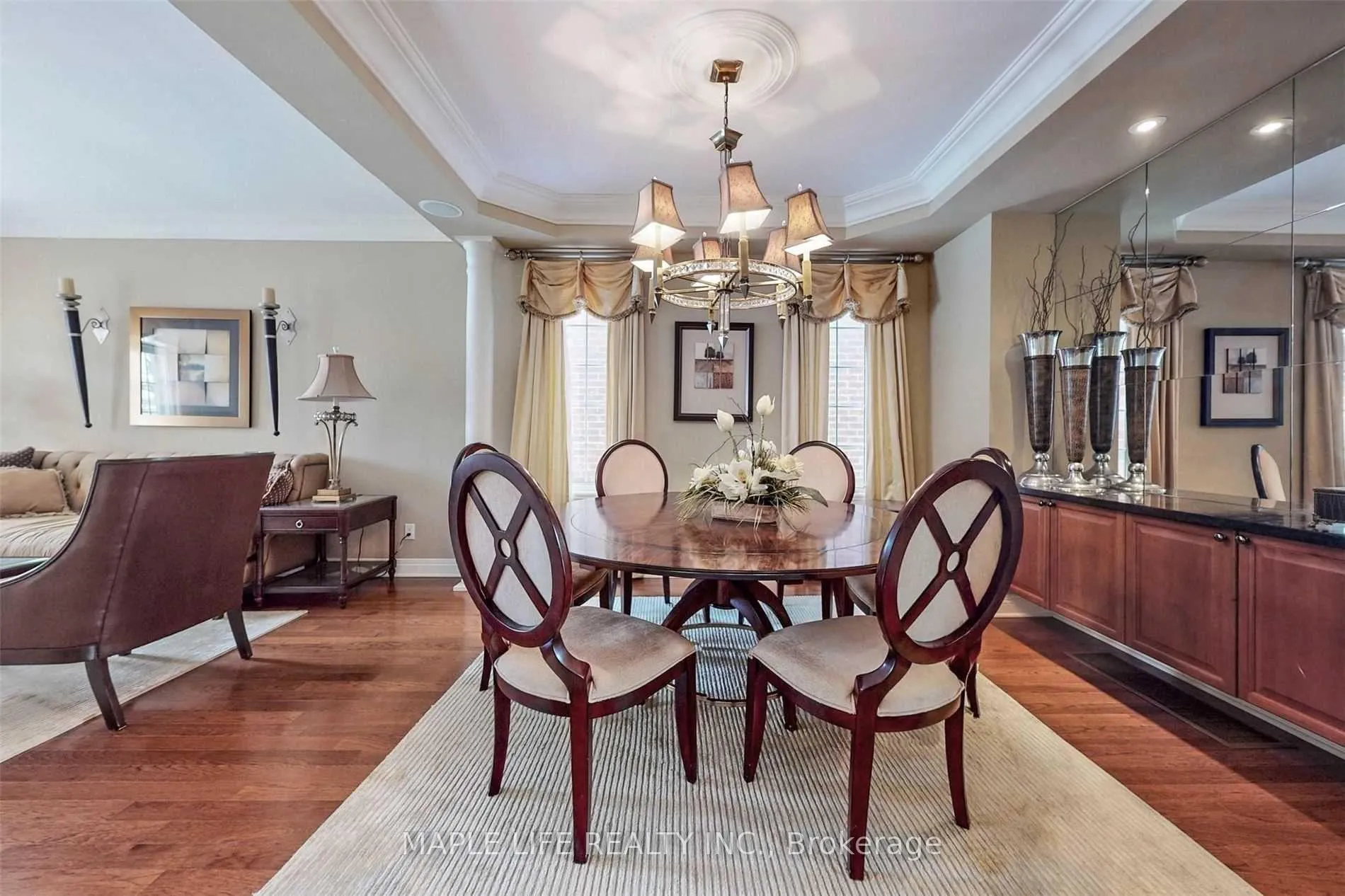 Photo 6 of 246 Sir Benson Drive, Vaughan, Patterson — HOMEH