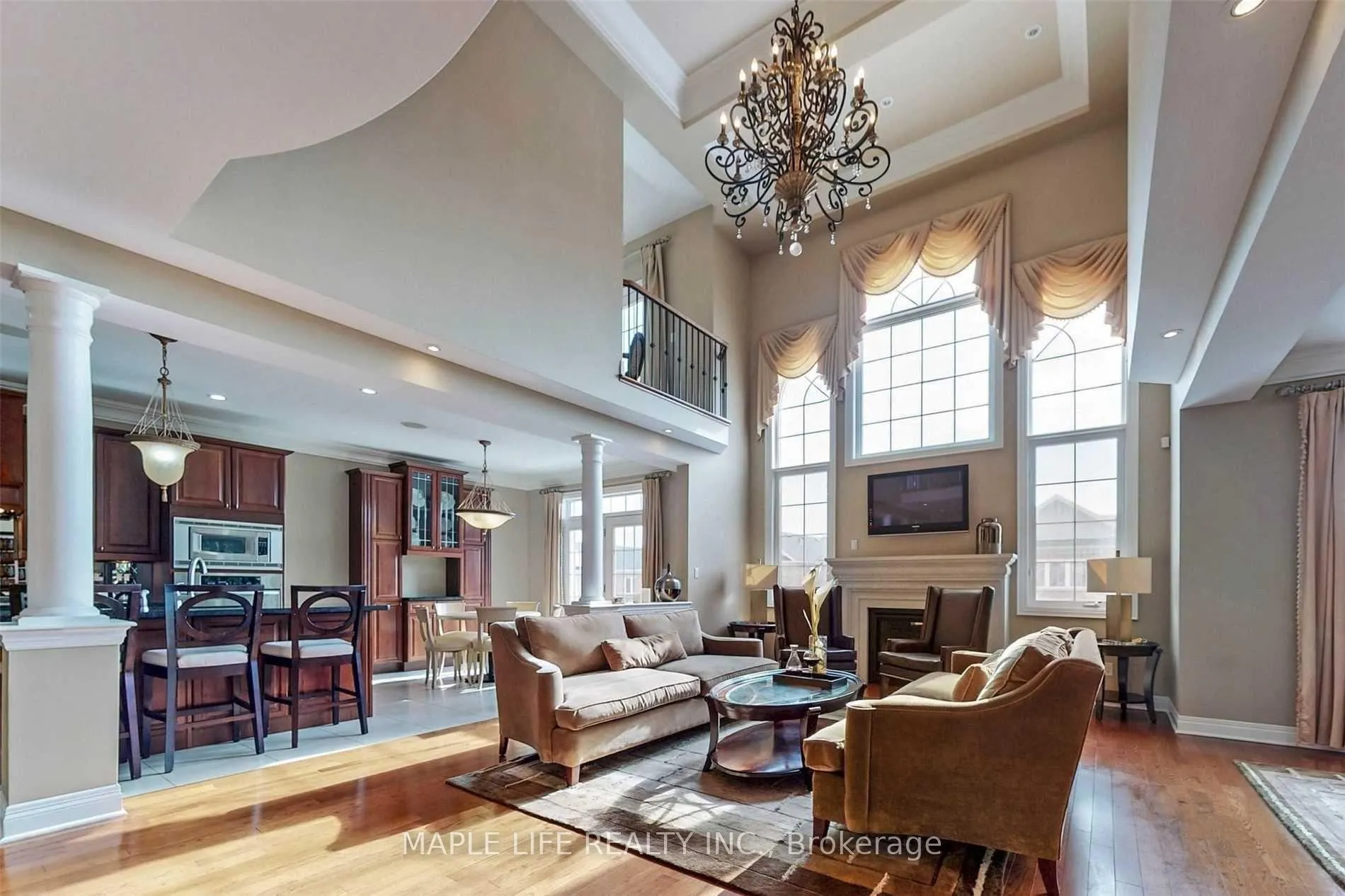 Photo 8 of 246 Sir Benson Drive, Vaughan, Patterson — HOMEH
