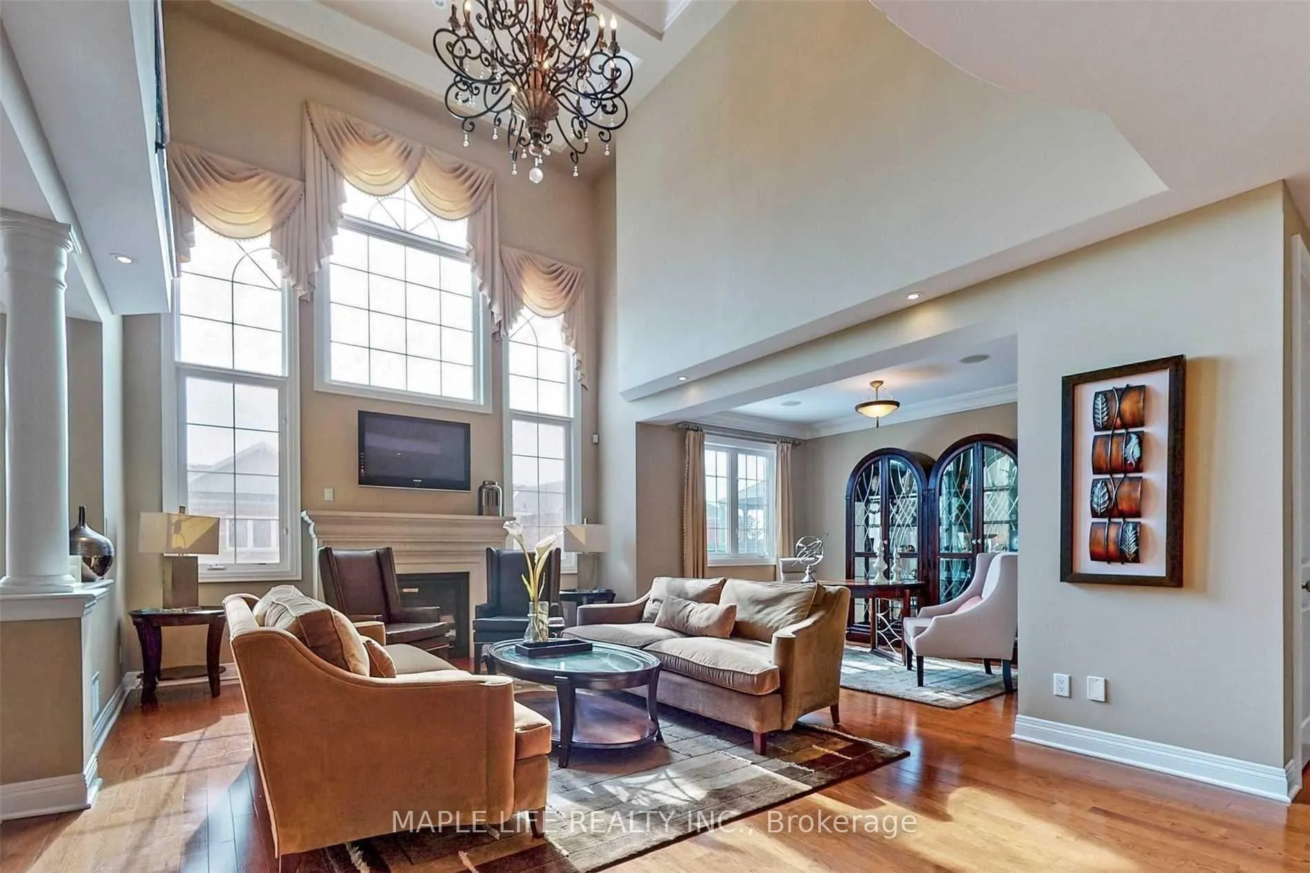 Photo 9 of 246 Sir Benson Drive, Vaughan, Patterson — HOMEH