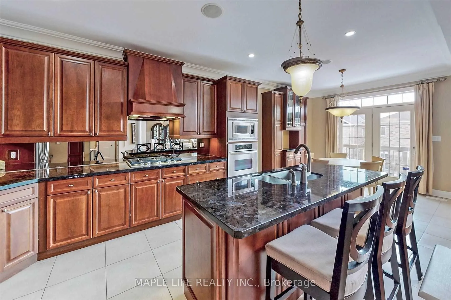 Photo 13 of 246 Sir Benson Drive, Vaughan, Patterson — HOMEH