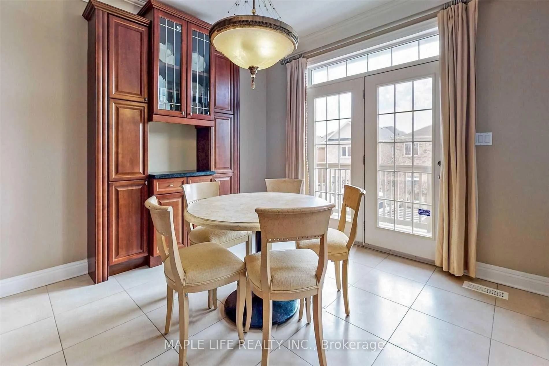 Photo 15 of 246 Sir Benson Drive, Vaughan, Patterson — HOMEH