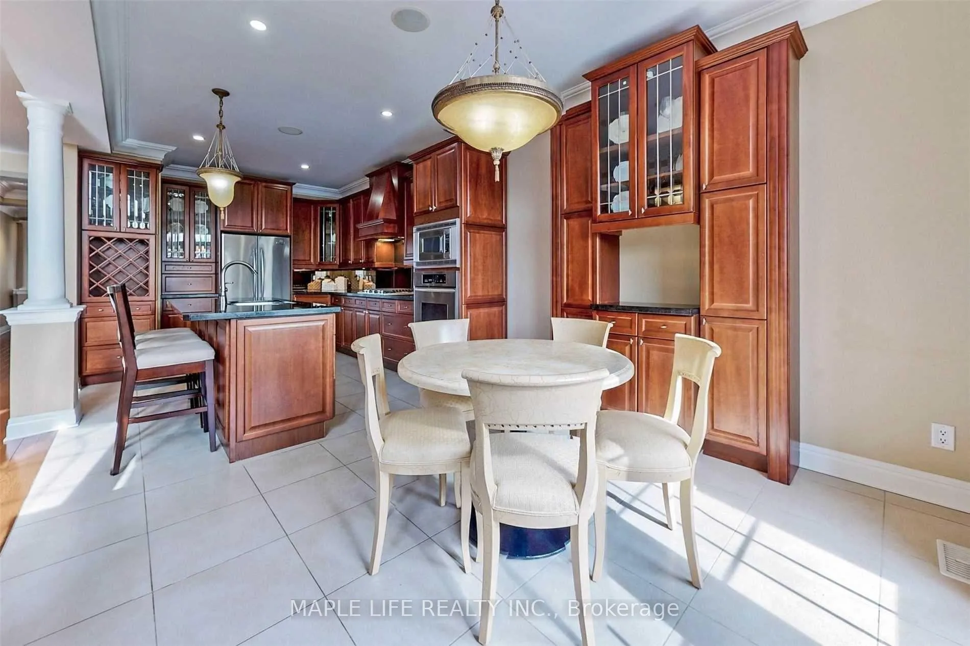 Photo 16 of 246 Sir Benson Drive, Vaughan, Patterson — HOMEH