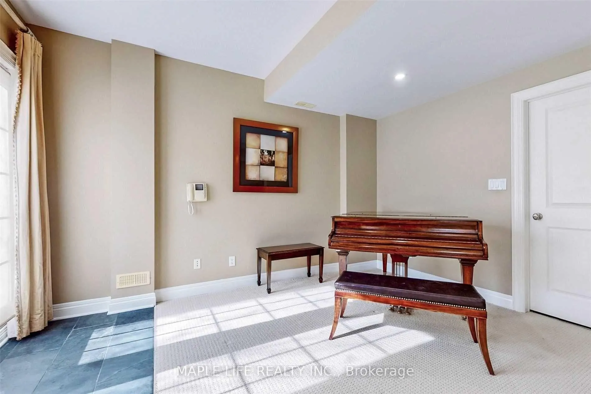 Photo 31 of 246 Sir Benson Drive, Vaughan, Patterson — HOMEH
