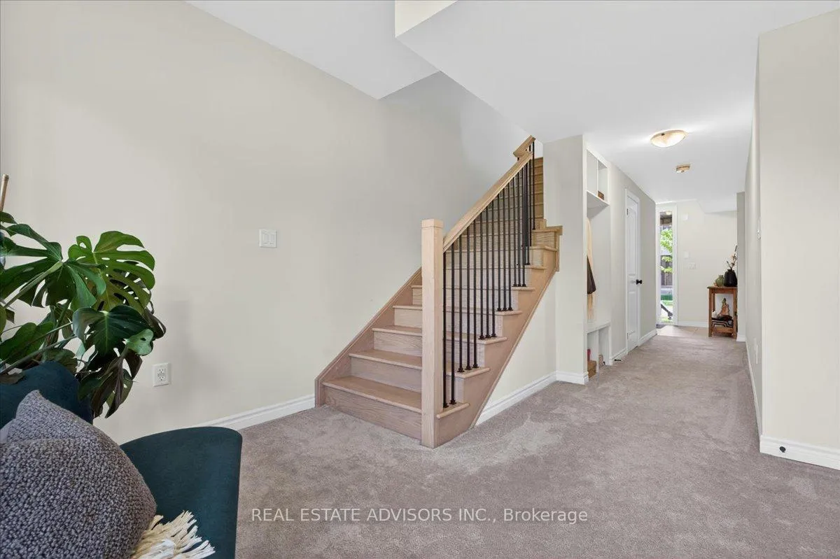 Photo 15 of 95 Halliford Place, Brampton, Goreway Drive Corridor — HOMEH
