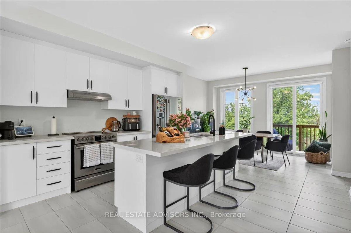 Photo 16 of 95 Halliford Place, Brampton, Goreway Drive Corridor — HOMEH