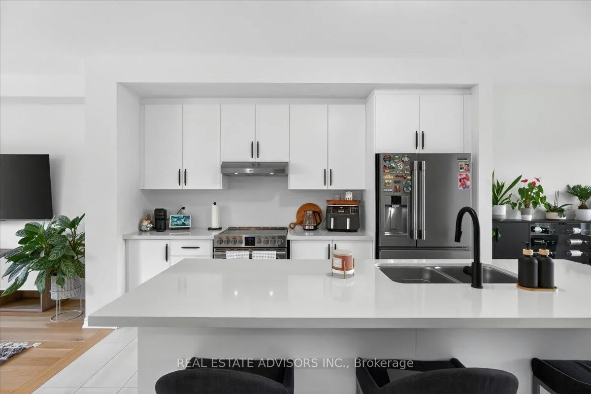 Photo 20 of 95 Halliford Place, Brampton, Goreway Drive Corridor — HOMEH