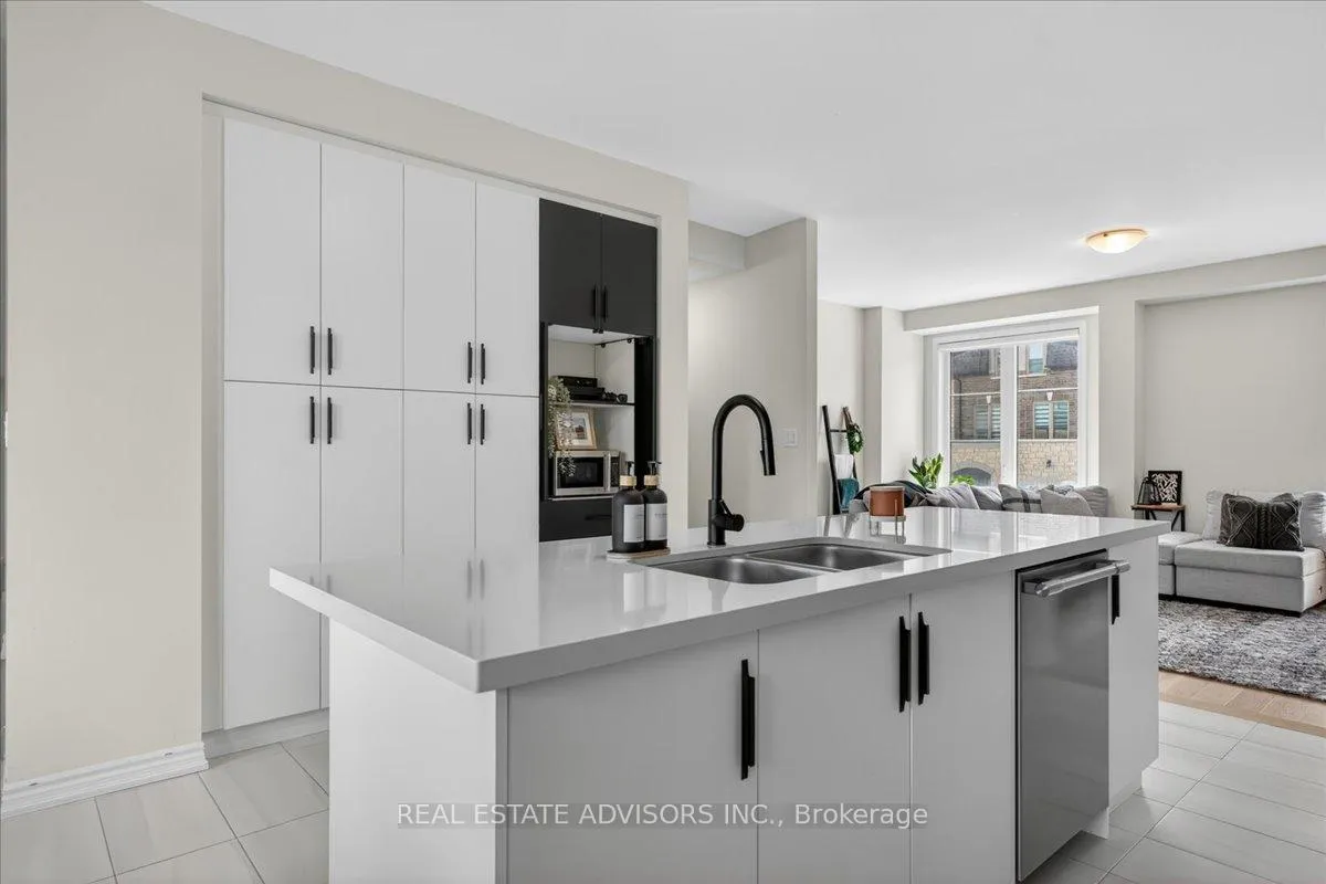 Photo 22 of 95 Halliford Place, Brampton, Goreway Drive Corridor — HOMEH