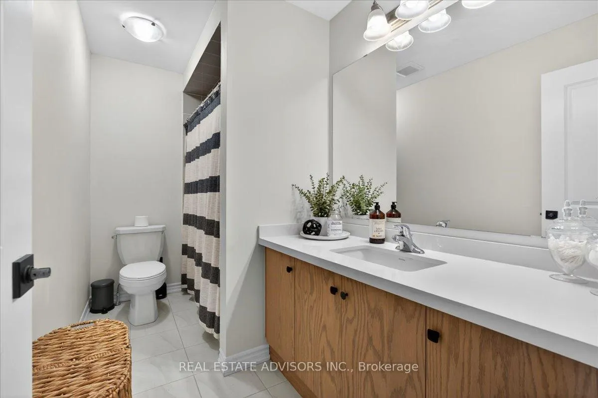 Photo 25 of 95 Halliford Place, Brampton, Goreway Drive Corridor — HOMEH