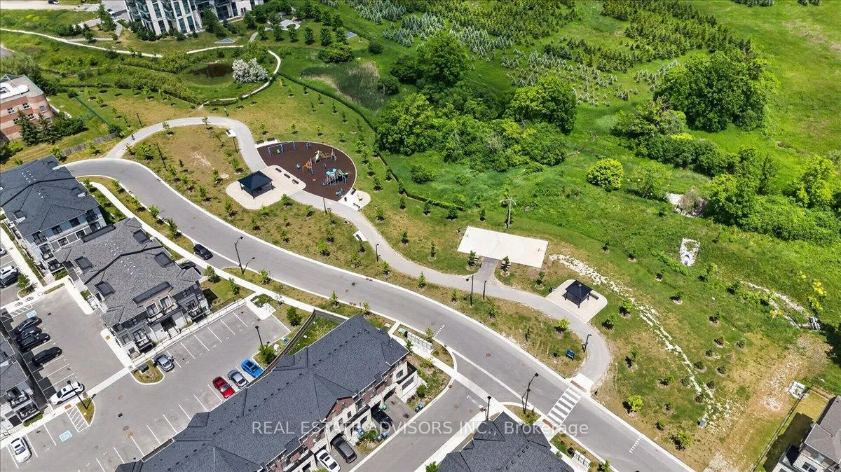 Photo 38 of 95 Halliford Place, Brampton, Goreway Drive Corridor — HOMEH
