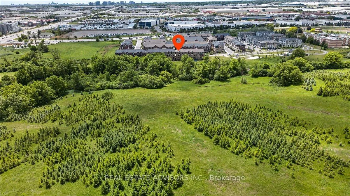 Photo 41 of 95 Halliford Place, Brampton, Goreway Drive Corridor — HOMEH