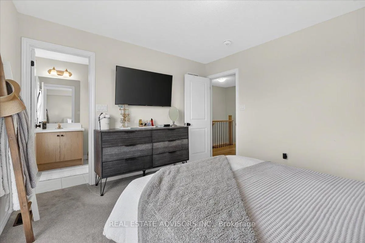 Photo 44 of 95 Halliford Place, Brampton, Goreway Drive Corridor — HOMEH
