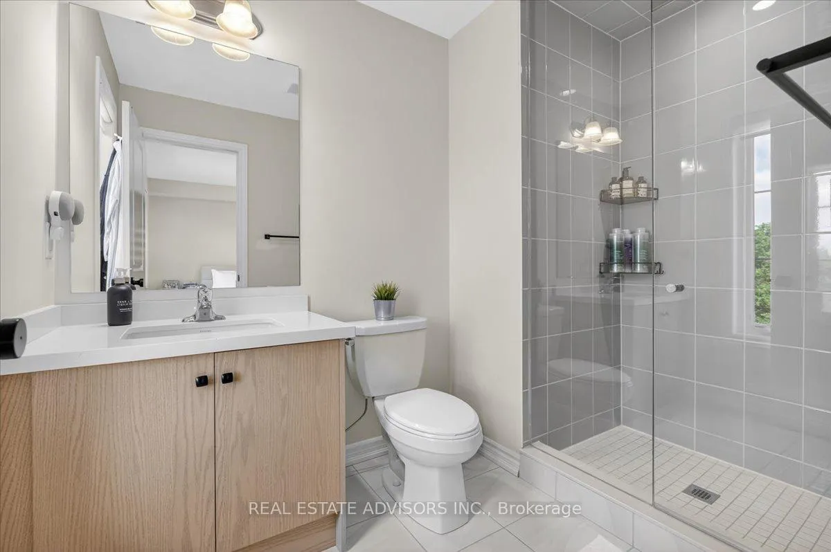 Photo 45 of 95 Halliford Place, Brampton, Goreway Drive Corridor — HOMEH